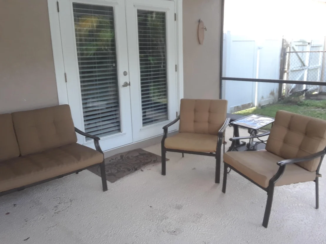 Photo of 609 Oak Terrace