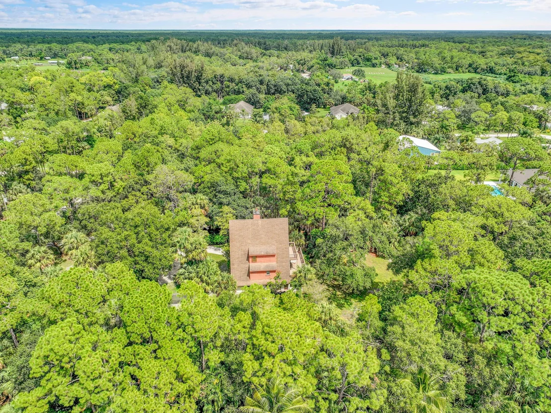 Photo of 16860 96th Terrace N
