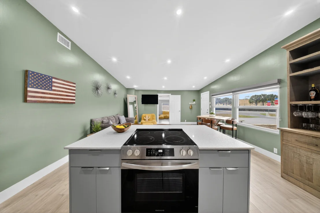 Photo of 801 SE 15th Street