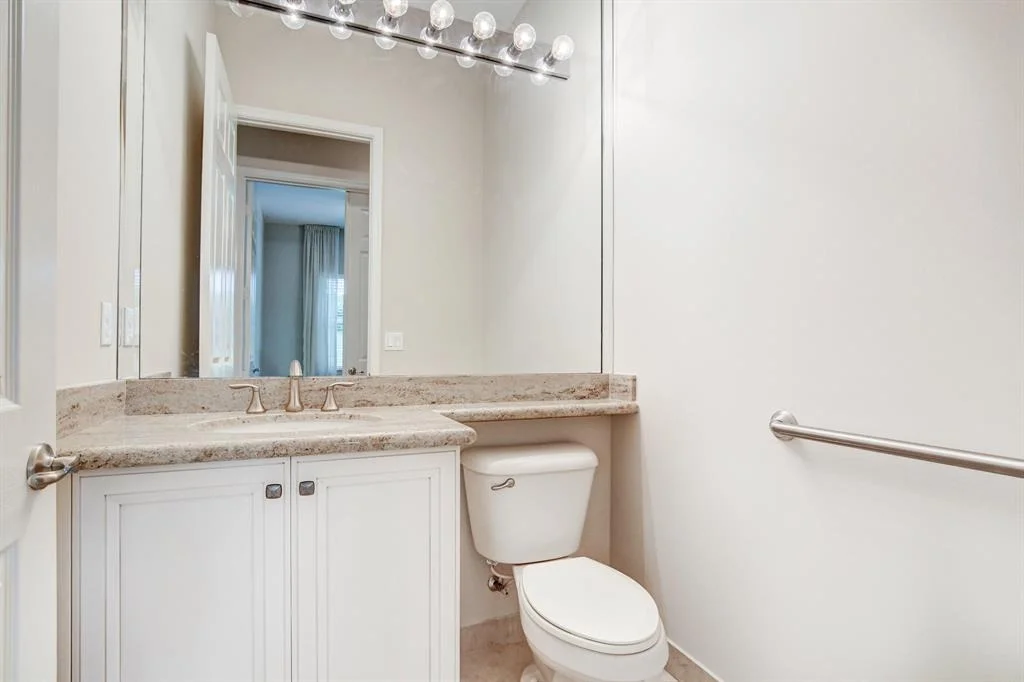 Photo of 9867 Bluefield Drive