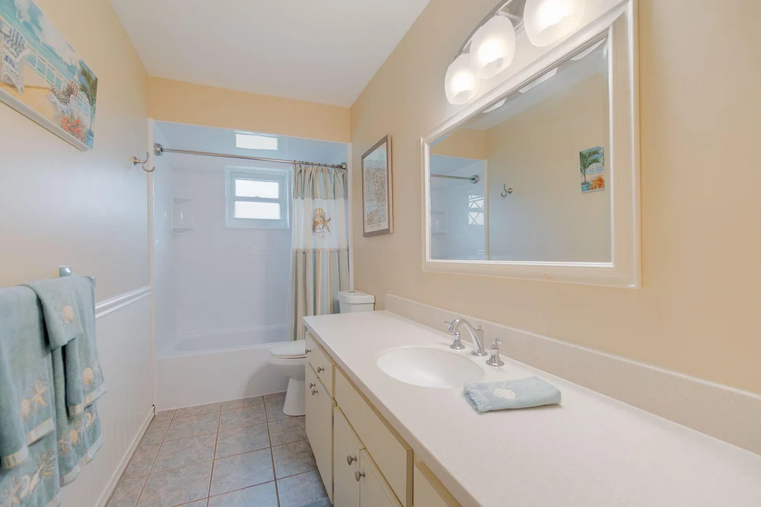Photo of 5580 SE Paramount Drive