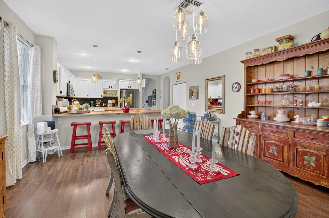 Photo of 9262 Silver Glen Way