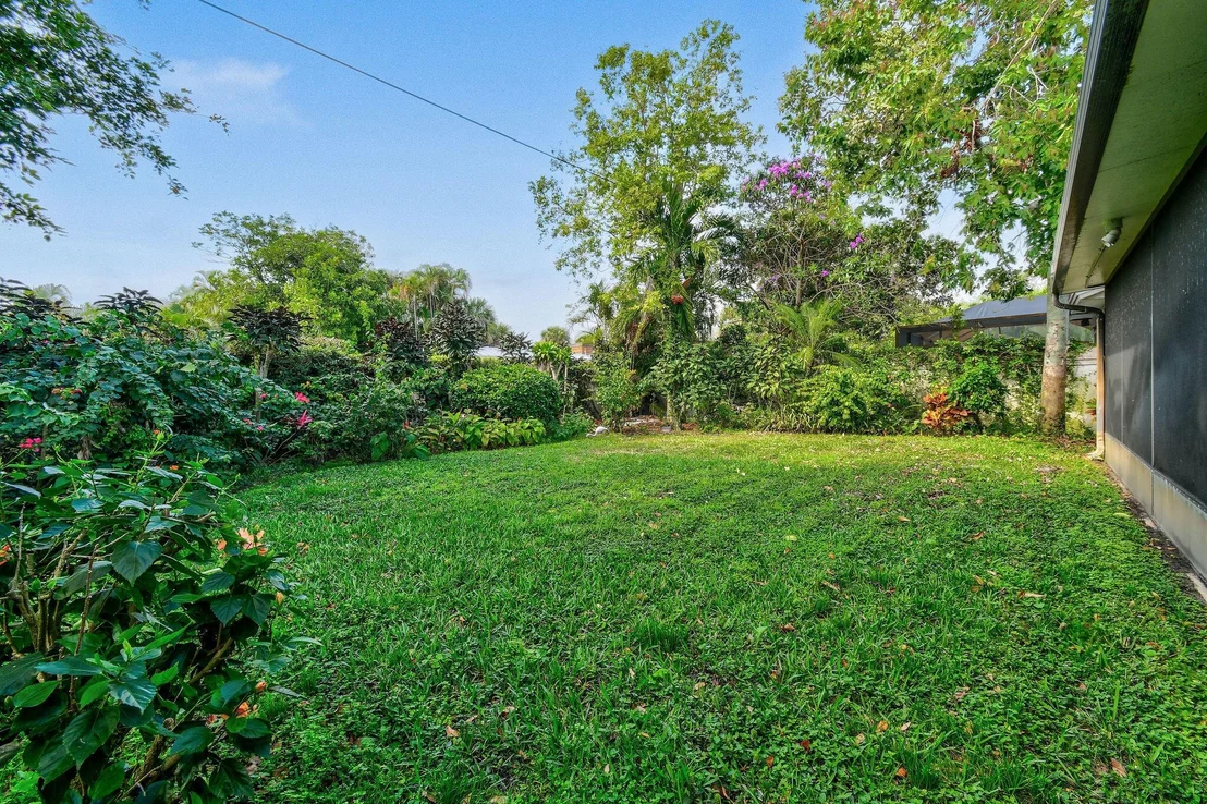 Photo of 160 Cape Pointe Circle