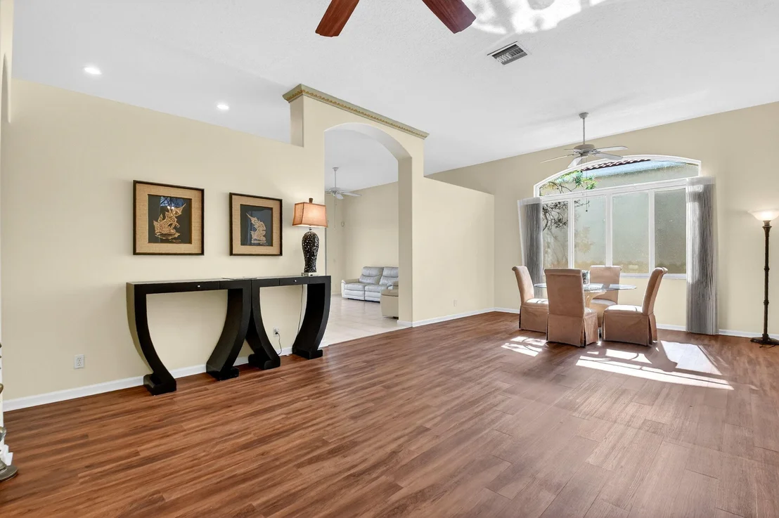 Photo of 7204 Demedici Circle
