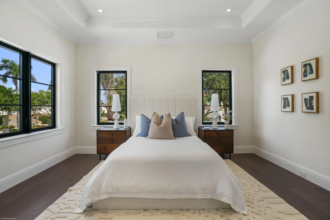 Photo of 369 Eagle Drive