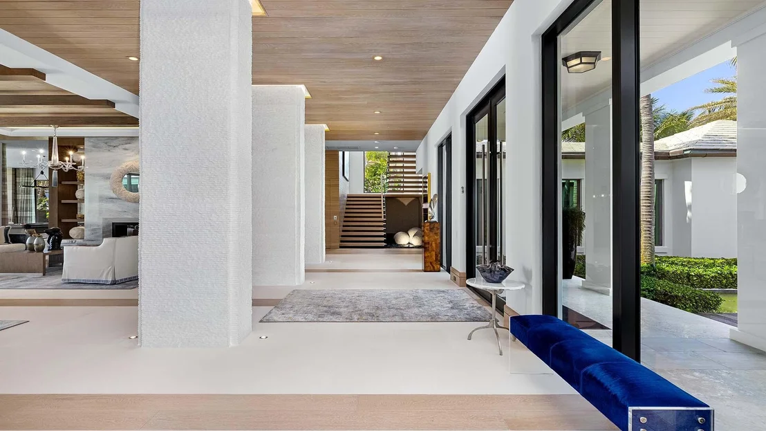 Photo of 6161 N Ocean Boulevard