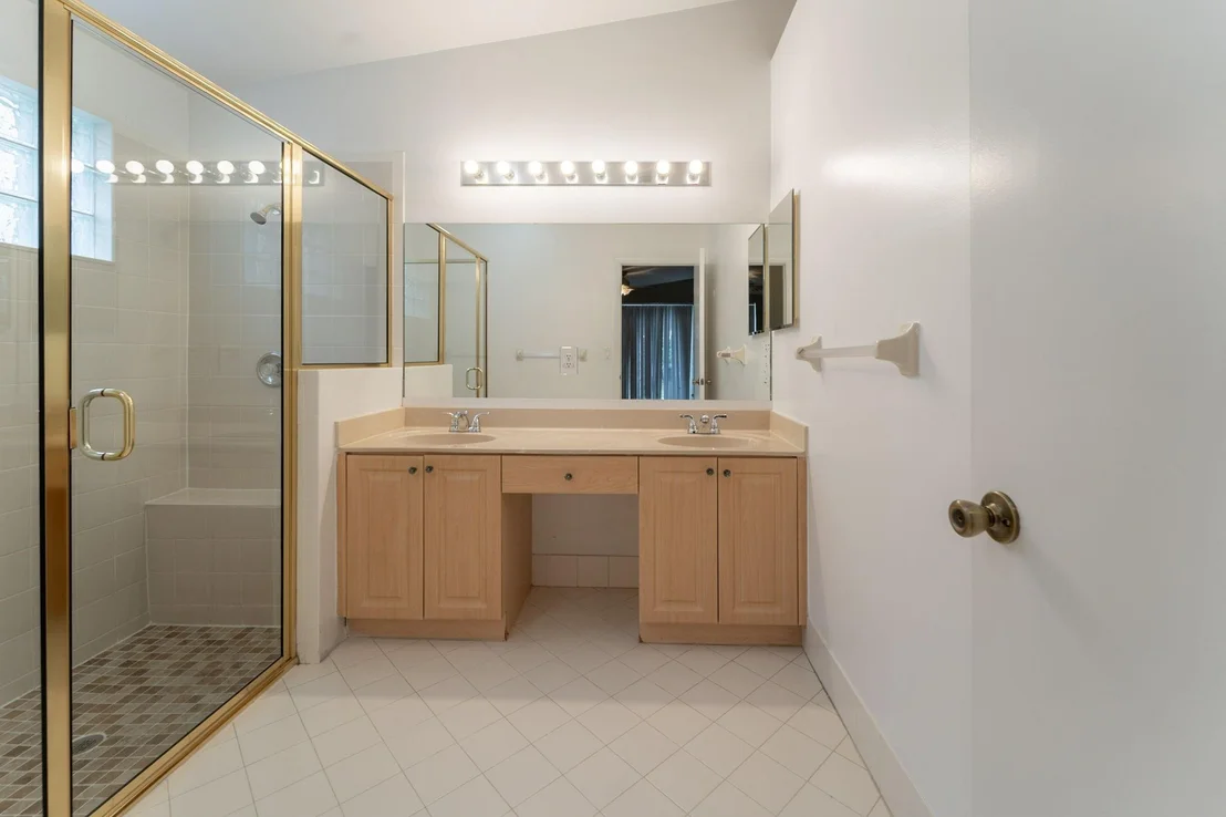 Photo of 6359 Stonehurst Circle