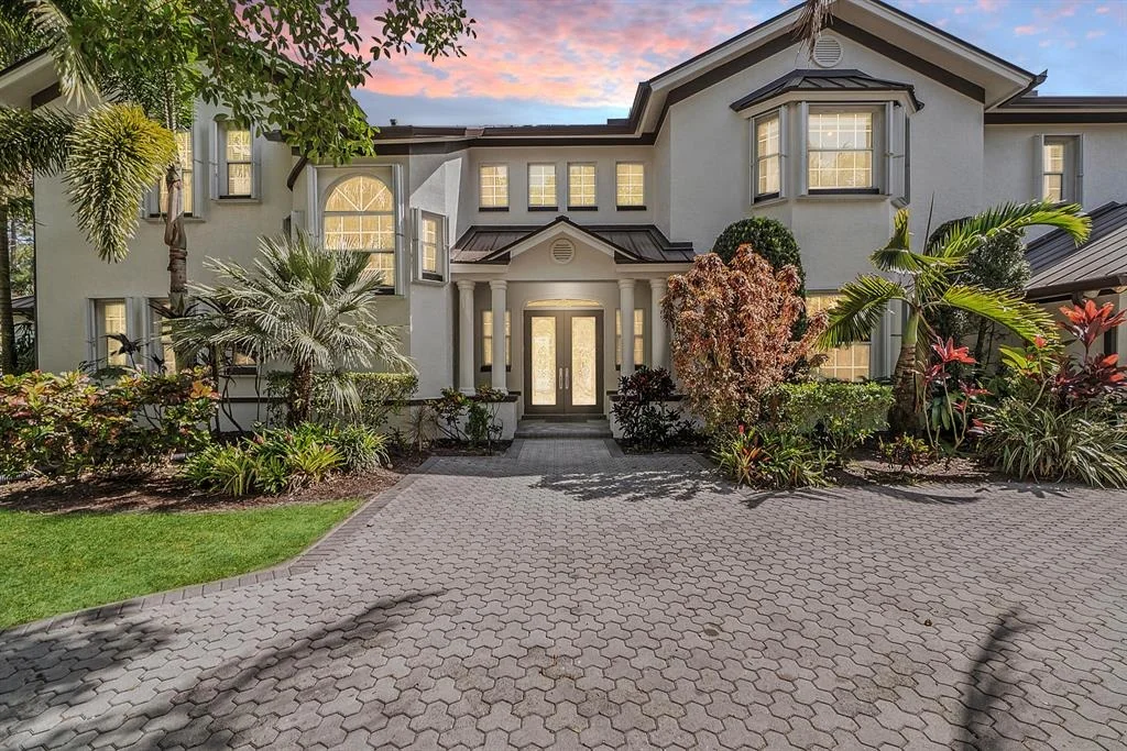 Photo of 13638 Greentree Trail