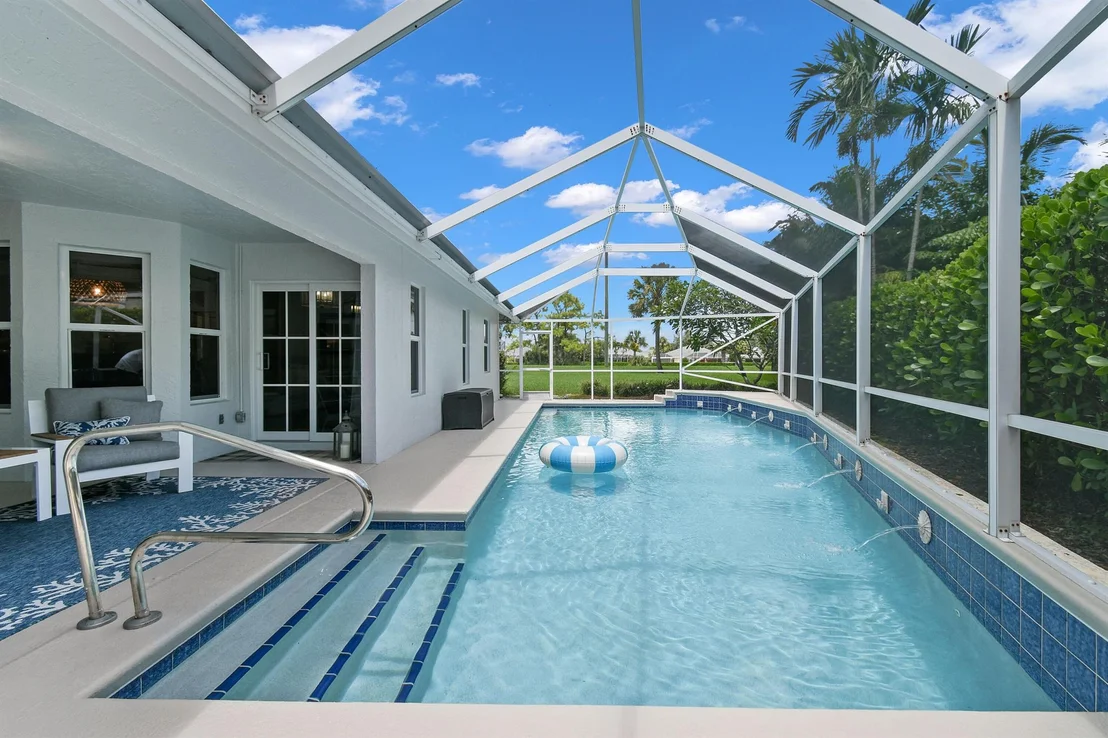 Photo of 274 Crane Point N
