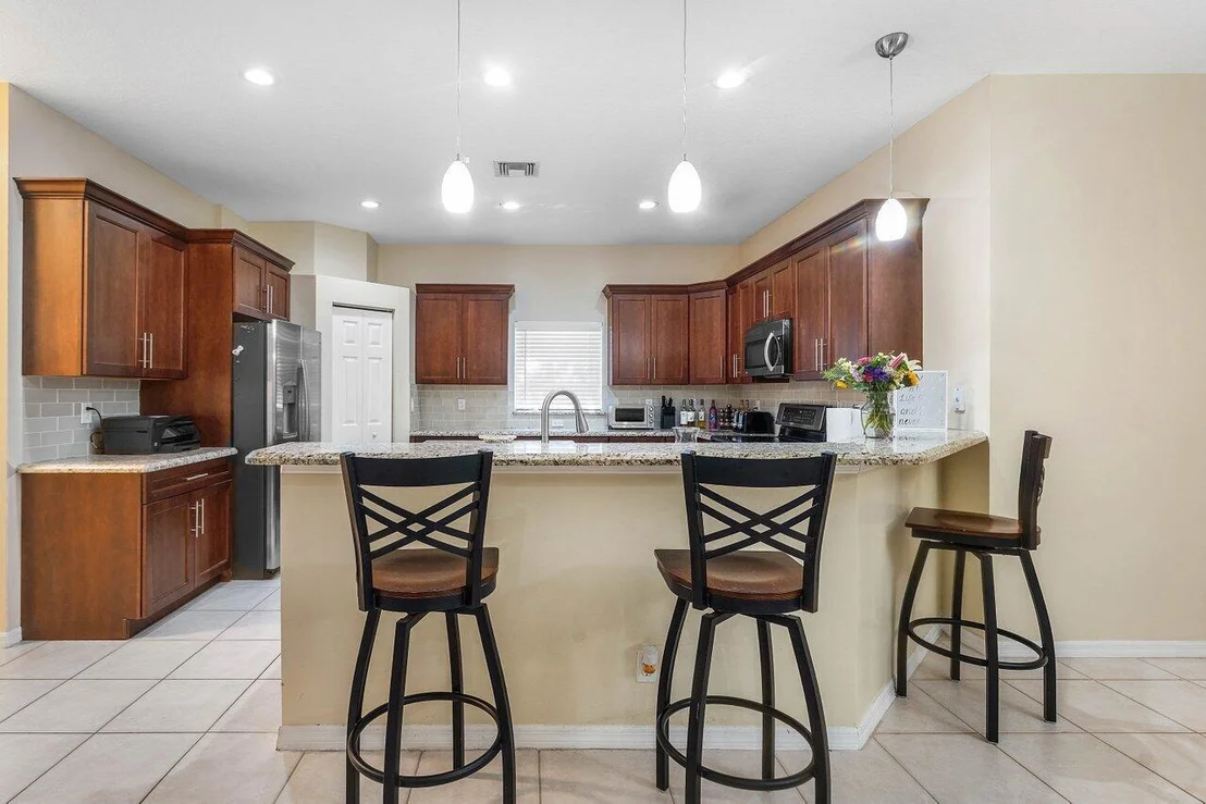 Photo of 11302 Edgewater Circle