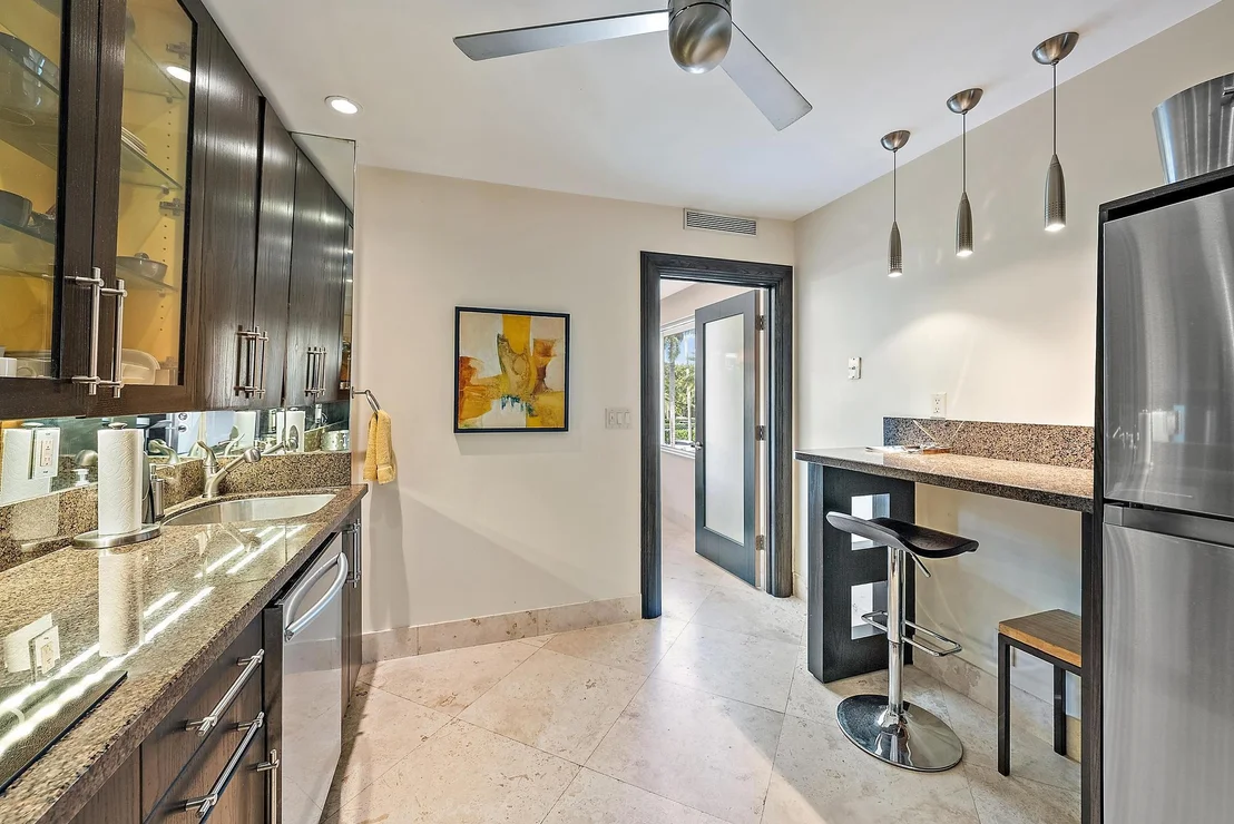 Photo of Unit 205B at 44 Cocoanut Row