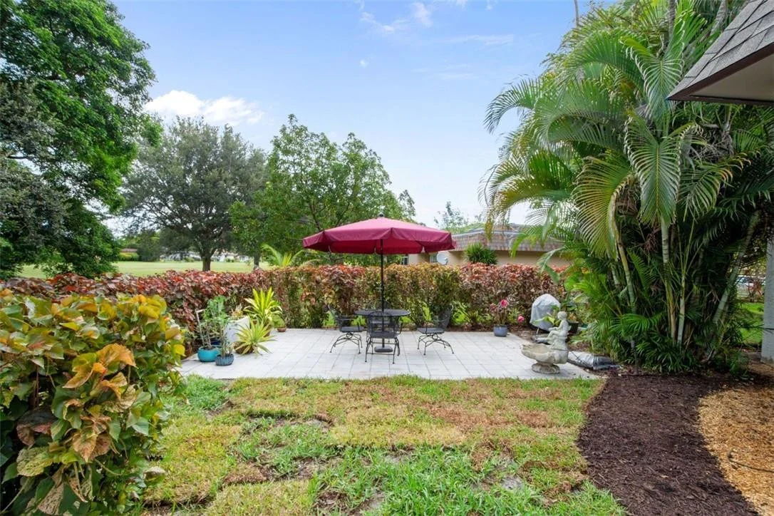 Photo of 5707 Coco Palm Drive
