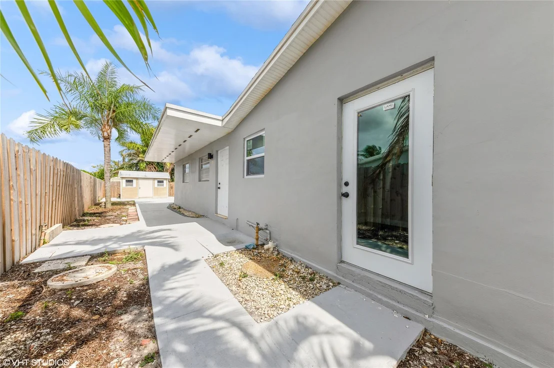 Photo of 2313 Bermuda Drive