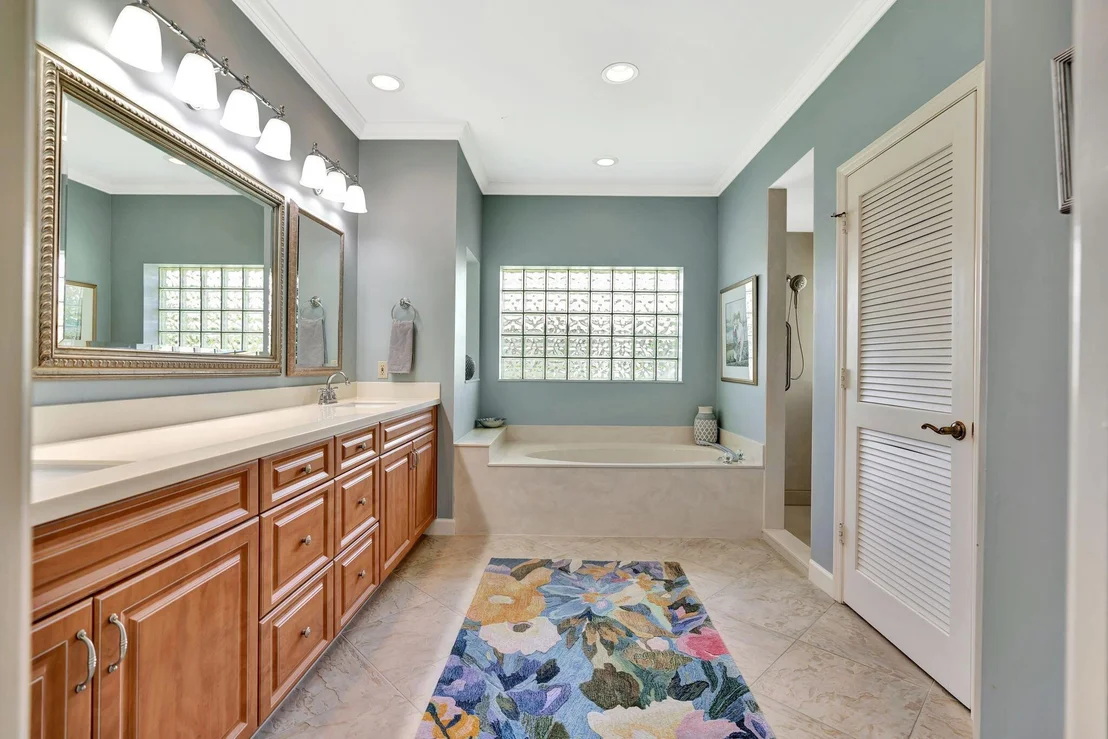 Photo of 5983 SE Glen Eagle Way