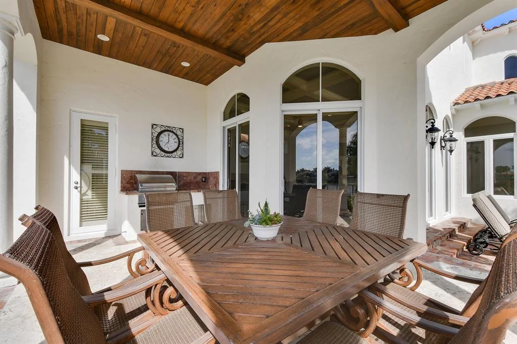 Photo of 652 Hermitage Circle