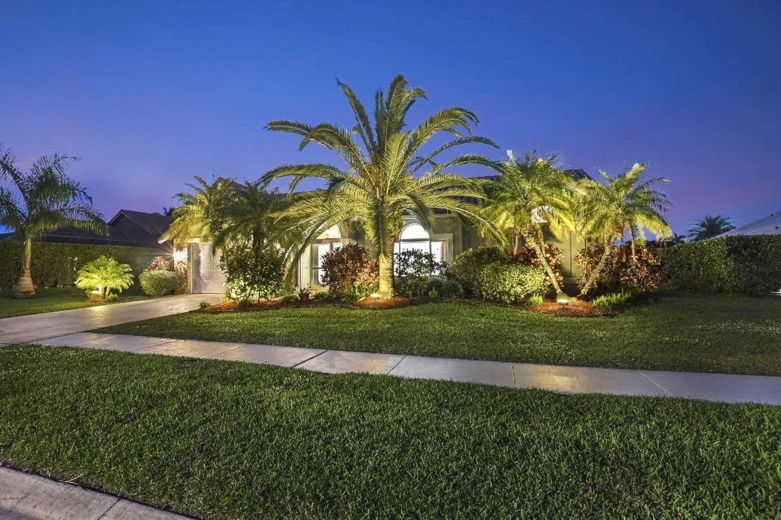 Photo of 10194 Canoe Brook Circle