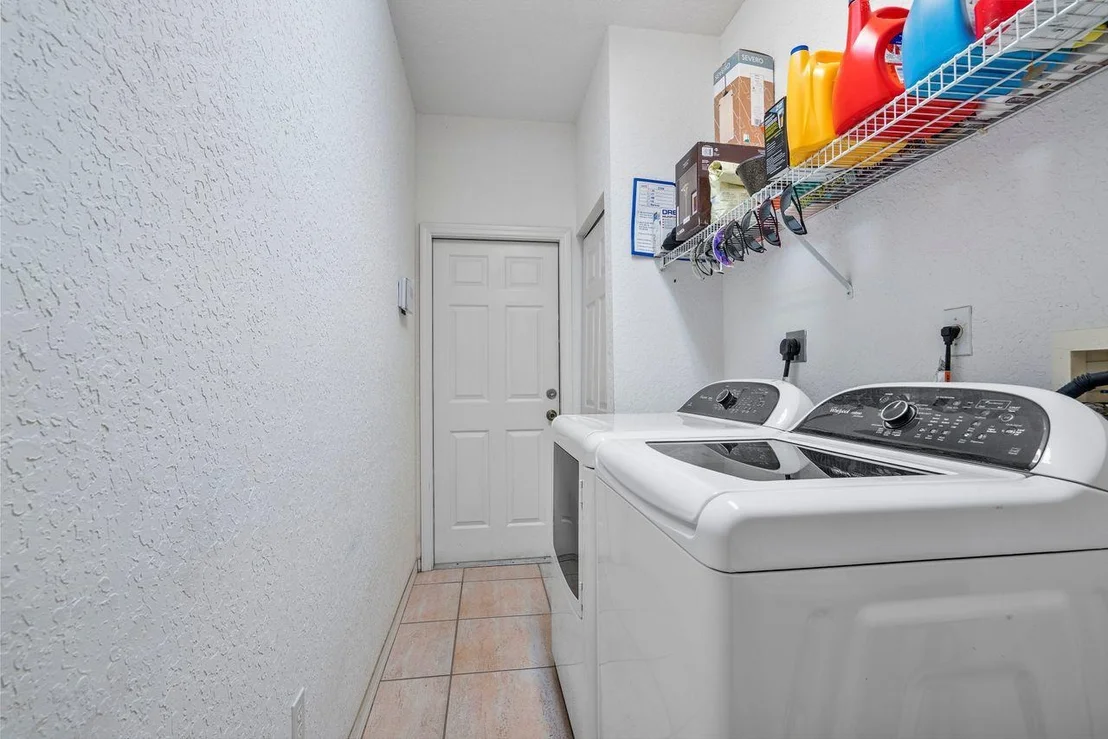 Photo of 6337 Jackson Lane
