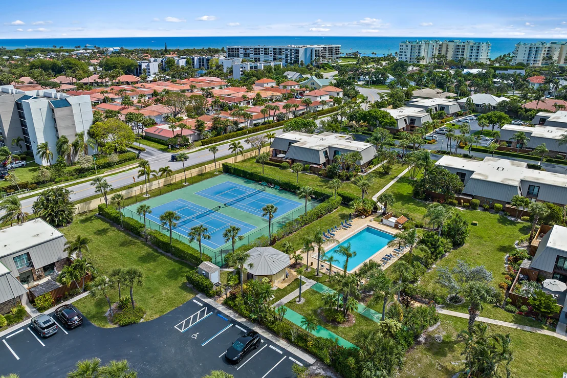 Photo of Unit 7C at 1420 Ocean Way