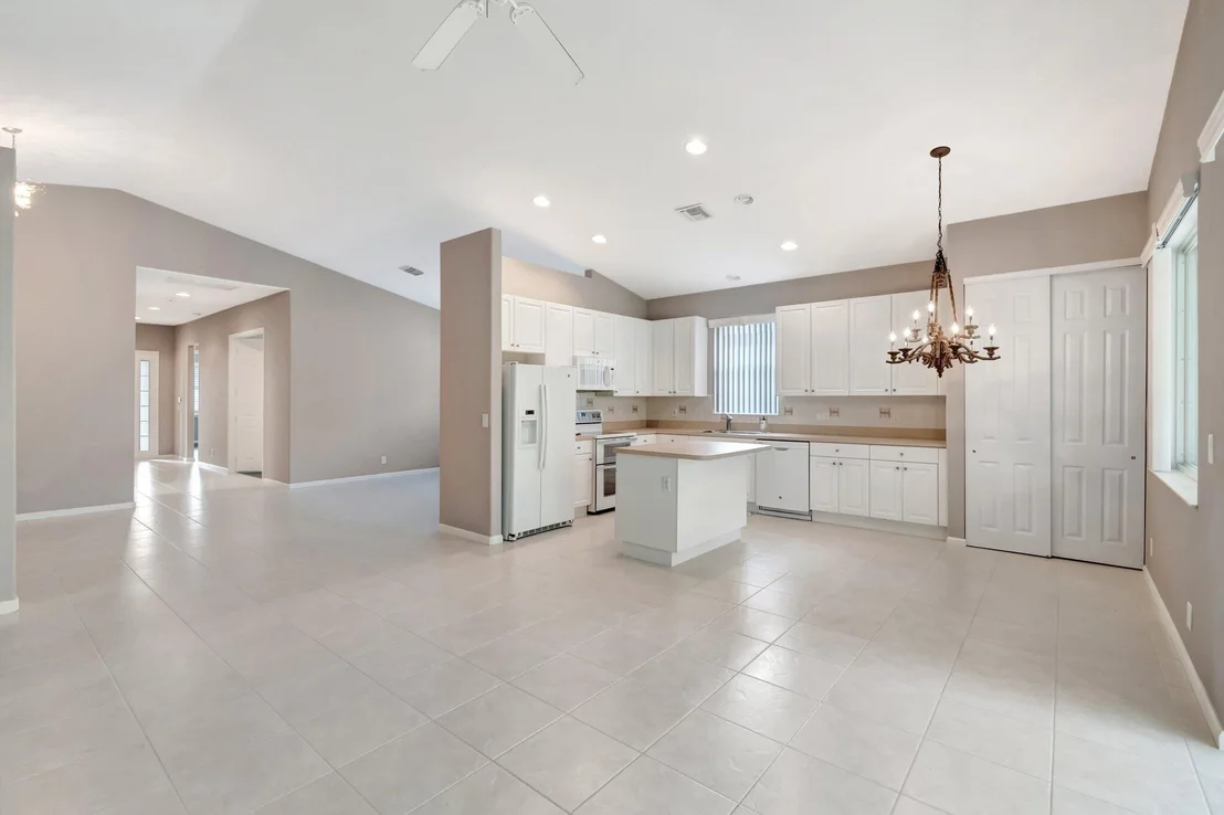 Photo of 2676 Clipper Circle