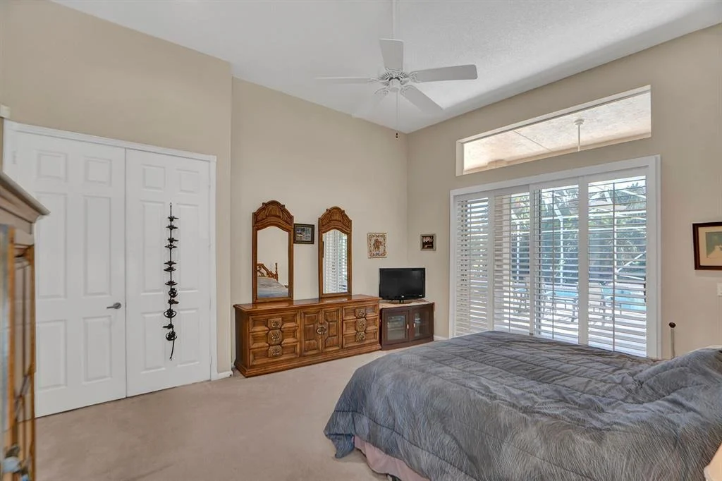 Photo of 10833 King Bay Drive