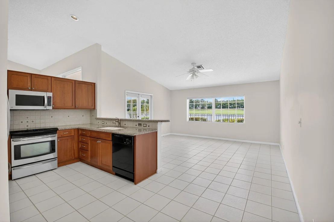 Photo of 6180 Golf Villas Drive