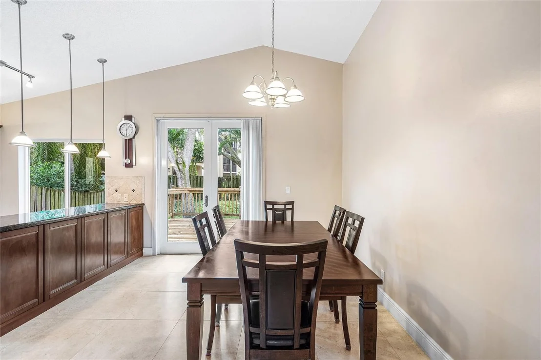Photo of 1443 Banyan Circle