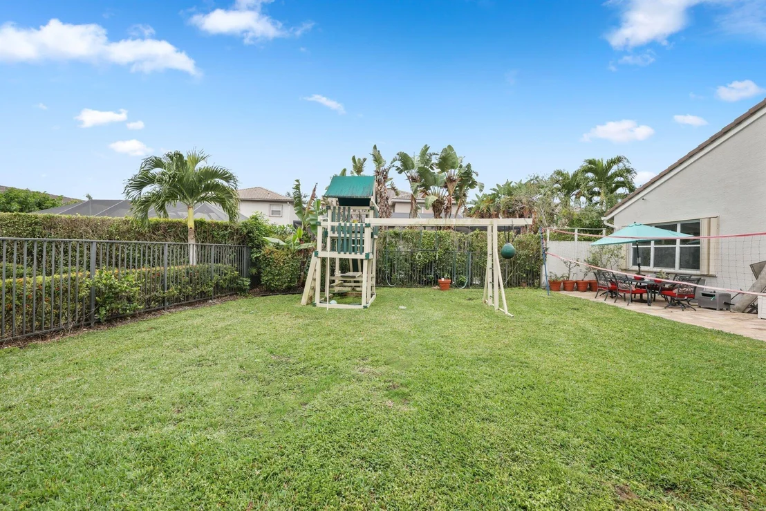 Photo of 19090 Skyridge Circle