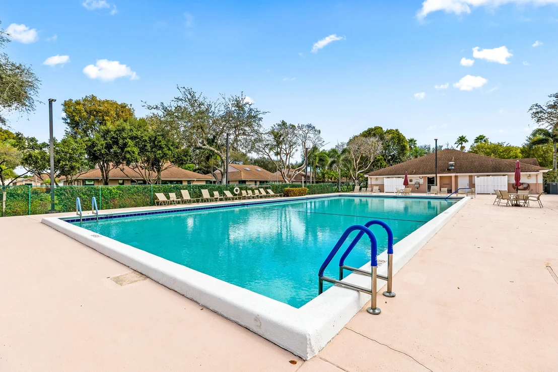 Photo of 8089 Springtree Road