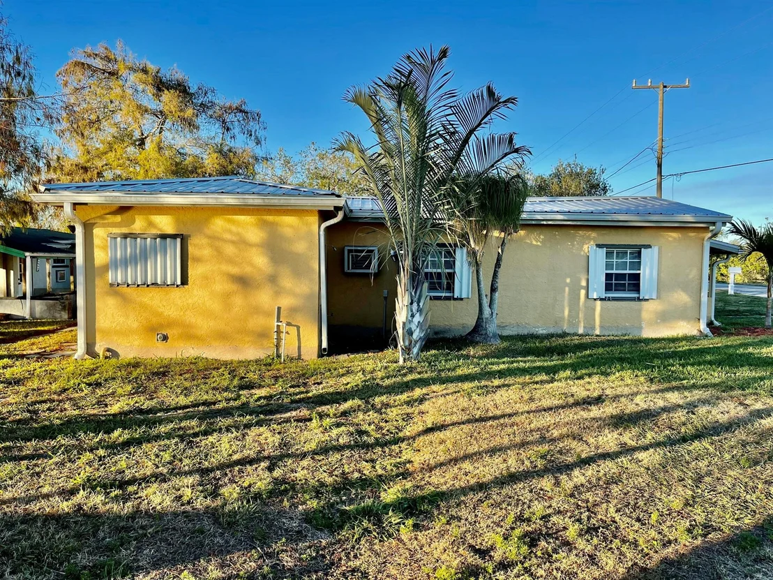 Photo of 1498 Hunter Road