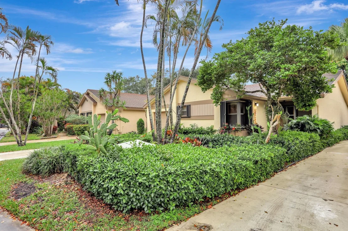 Photo of 2212 Seagrape Circle