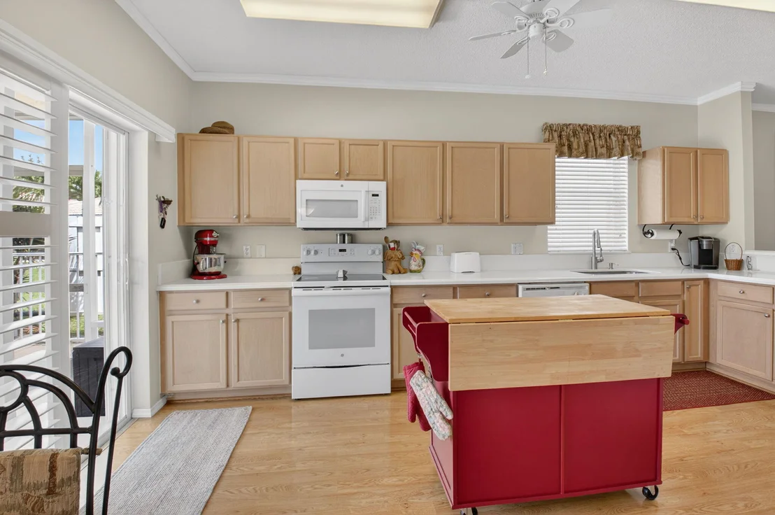 Photo of 10833 Madison Drive