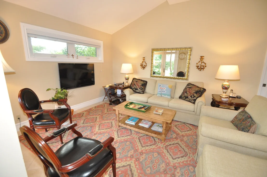 Photo of 8 Midlane Road