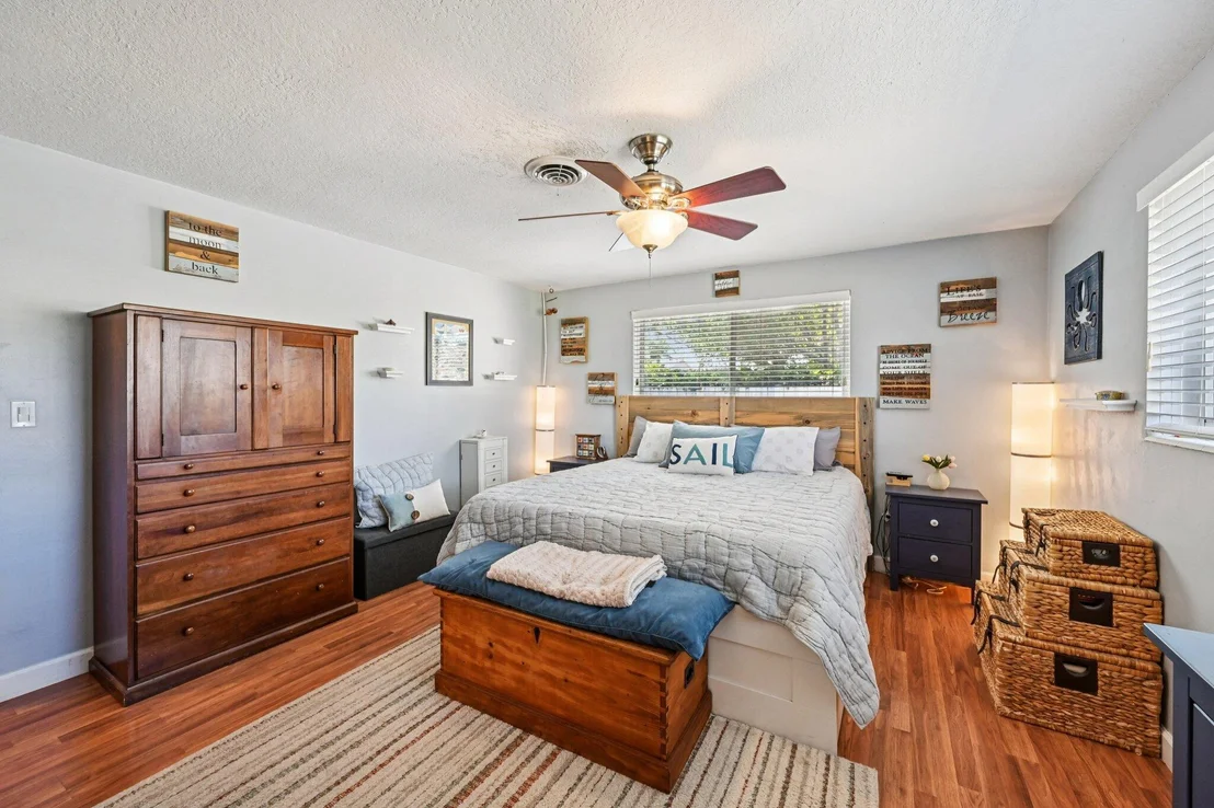 Photo of 818 SE 9th Terrace