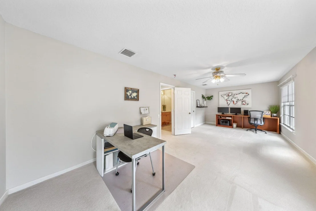 Photo of 423 Meadowlark Drive