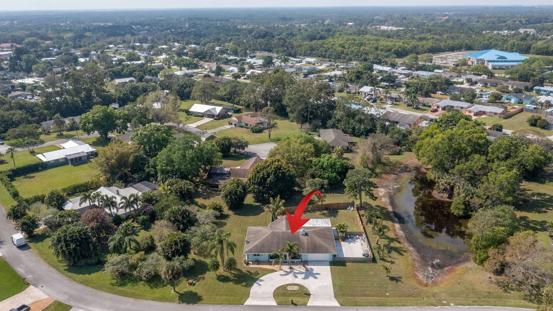 Photo of 5580 SE Paramount Drive