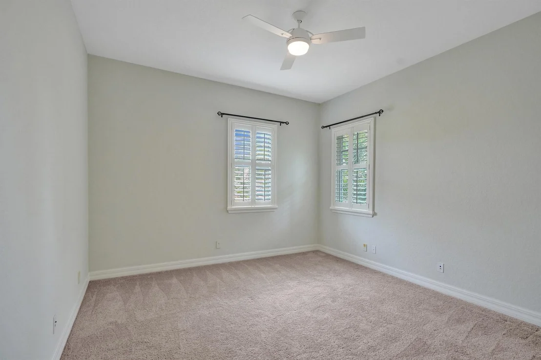 Photo of 115 Edenberry Avenue