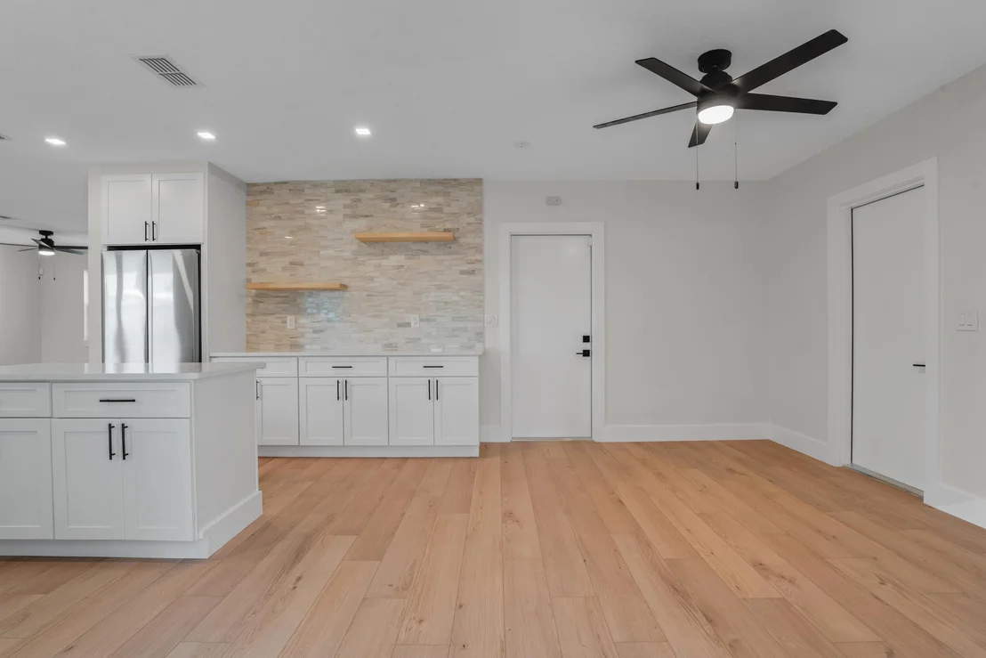 Photo of 598 Coral Way