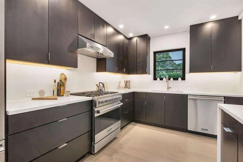 Photo of 327 Potter Road
