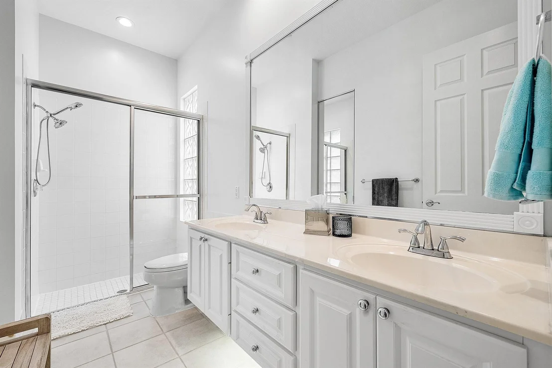 Photo of 2048 Valencia Drive