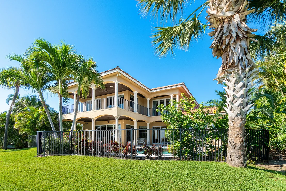 Photo of 4380 NE Joes Point Road