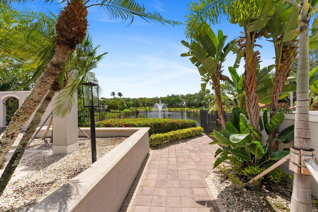 Photo of 19335 Skyridge Circle