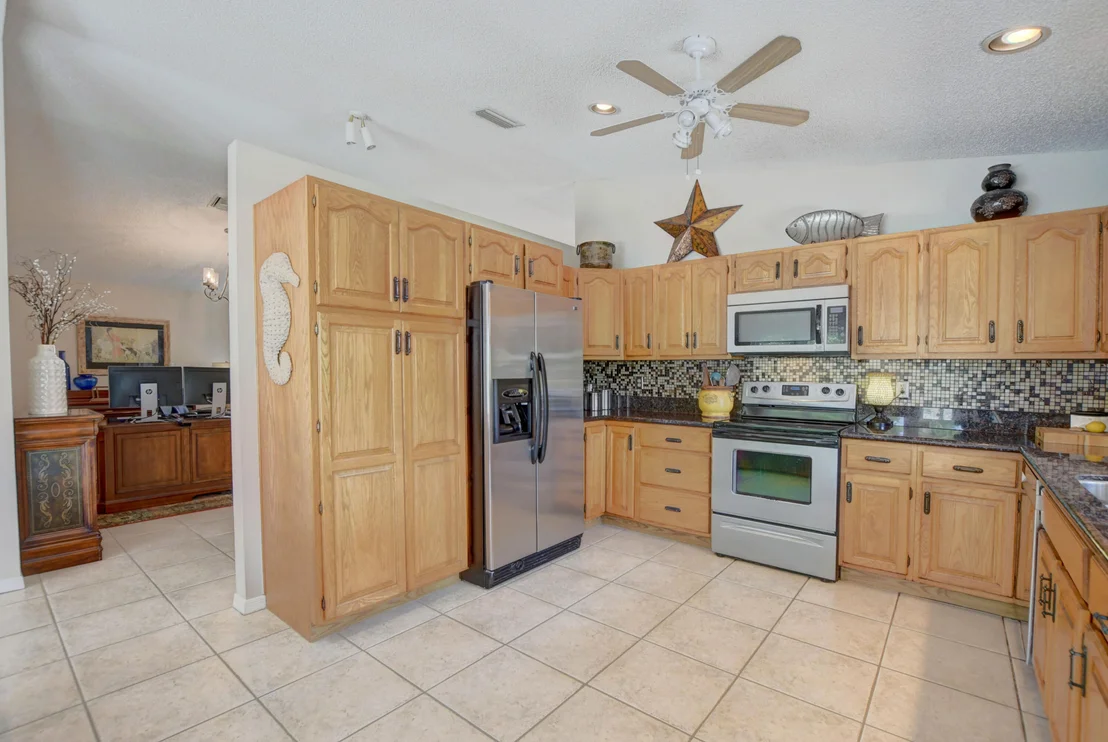 Photo of 800 Walnut Terrace