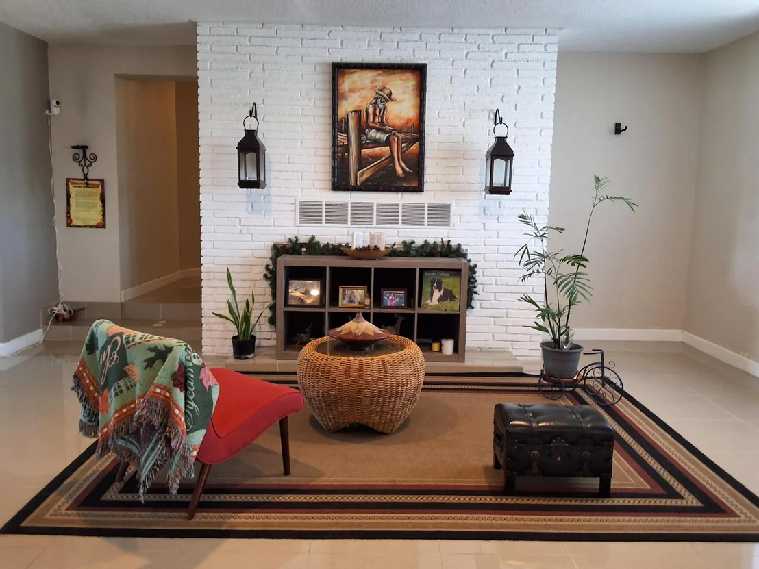 Photo of 1221 Bacom Point Road
