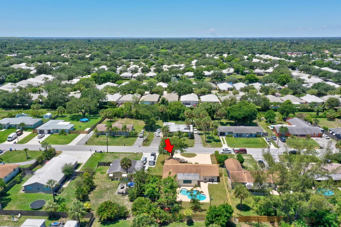 Photo of 8602 Sunset Drive