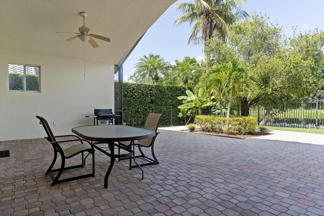 Photo of 875 Bayside Lane