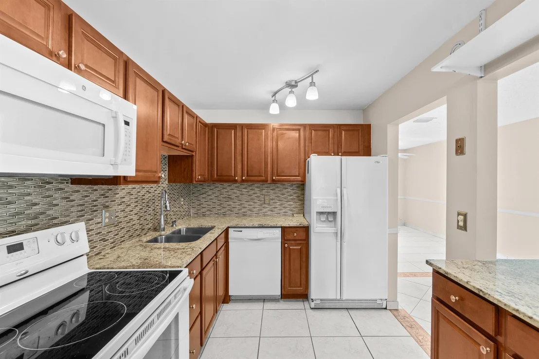 Photo of 2203 Campanelli Boulevard
