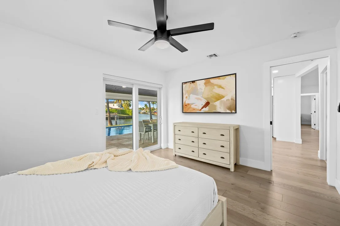 Photo of 751 SE 7th Avenue