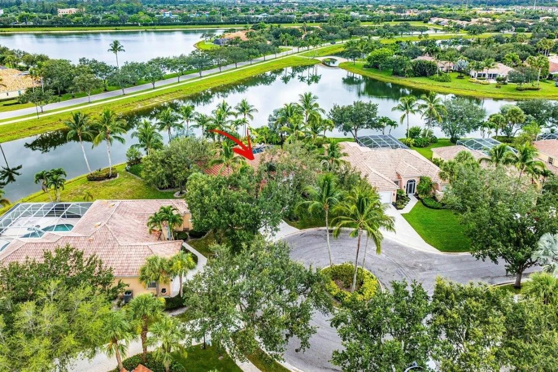Photo of 7580 Red River Road