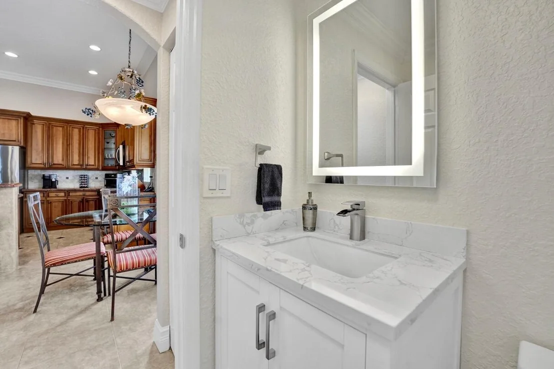 Photo of 6127 Indian Forest Circle