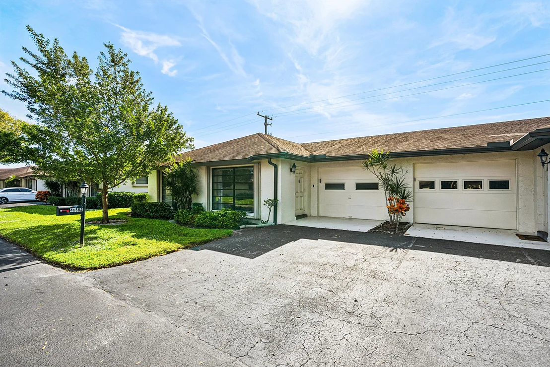 Photo of Unit A at 4866 Equestrian Road